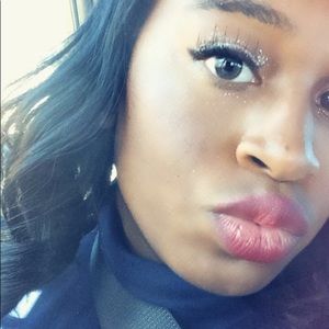 Meet your Posher, Tailon